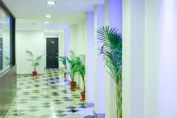 Ballroom/Hall 30 of 35
