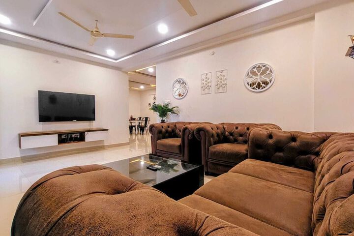 Room 16 of 27