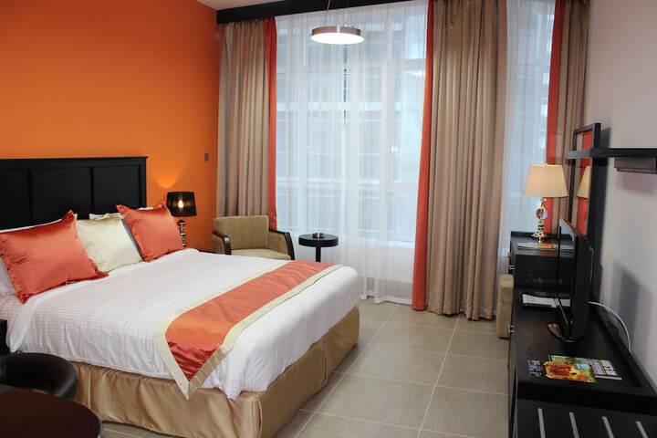Room 3 of 52