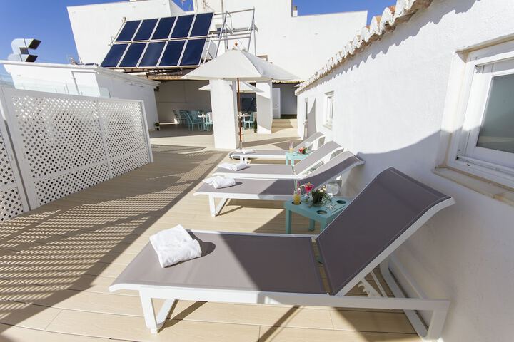 Terrace/Patio 102 of 111