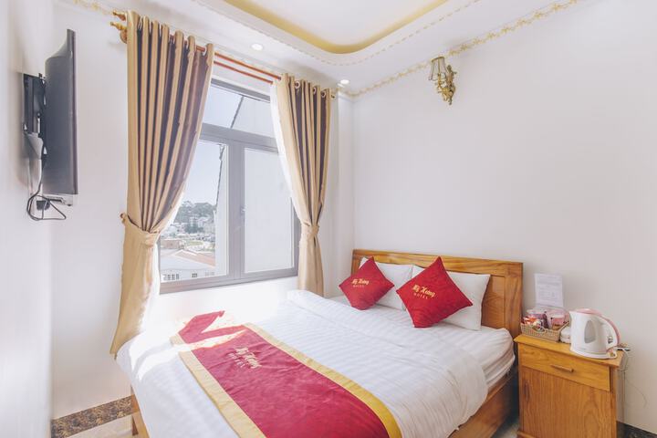 Room 3 of 31
