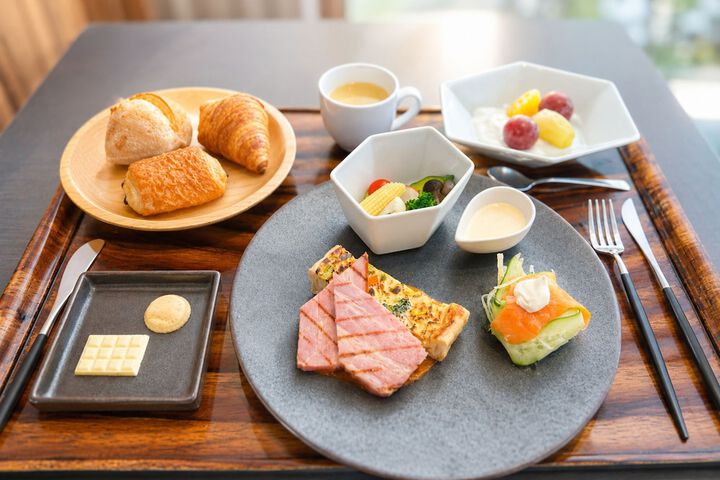 Breakfast/Coffee Service 67 of 87