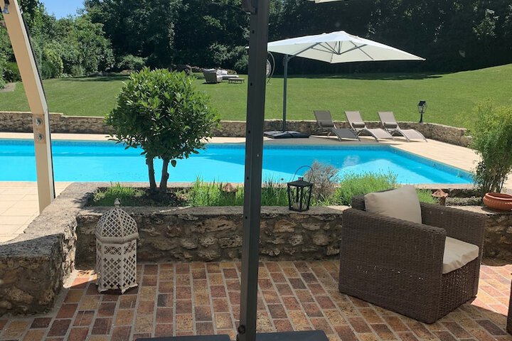 Pool 41 of 59