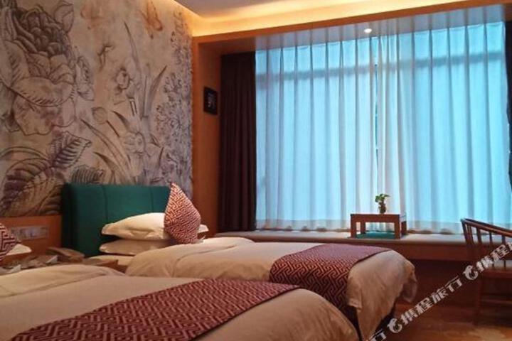 Lanjun Anman Hotel