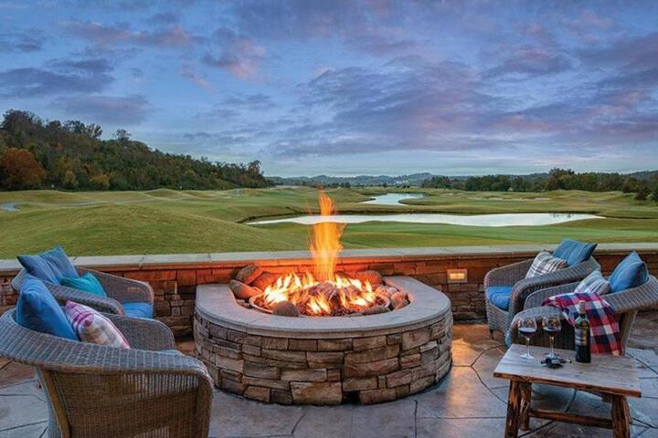 Image of Great Smokies Lodge Sevierville by HelloVacay