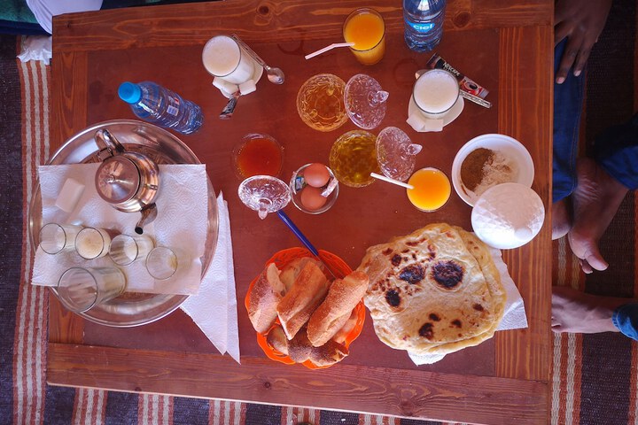 Breakfast/Coffee Service 22 of 31