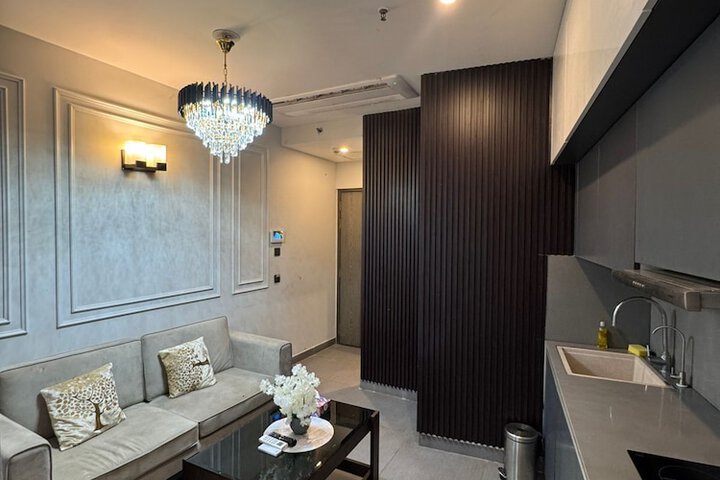 Room 18 of 26