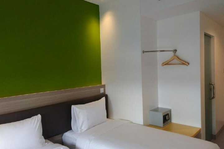 Room 7 of 39