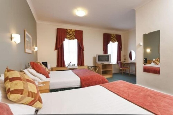 Room 7 of 22