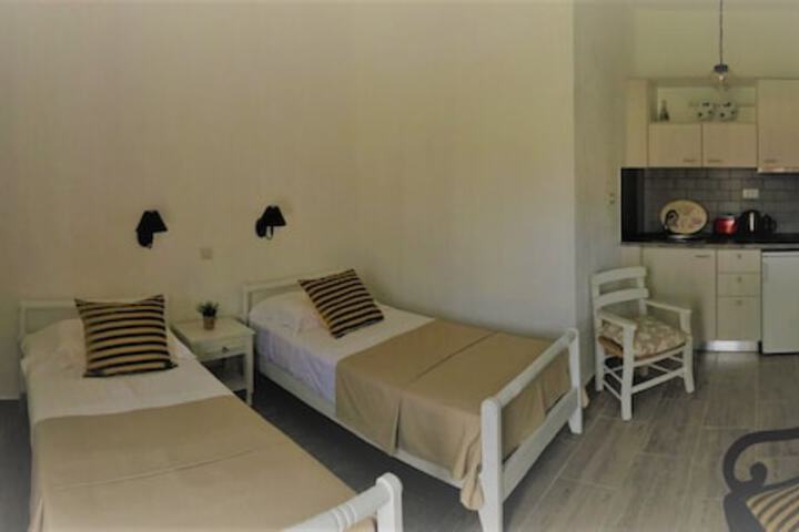 Room 19 of 41