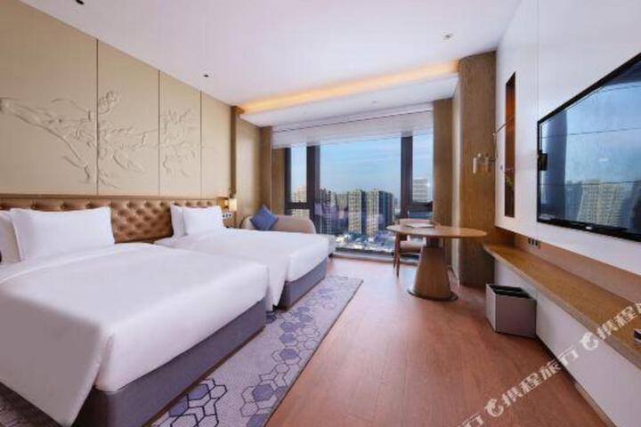 LEFUQIANG BOYUE HOTEL