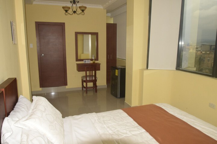 Room 12 of 31