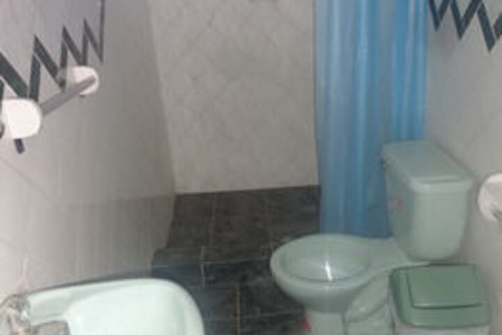 Room 3 of 28