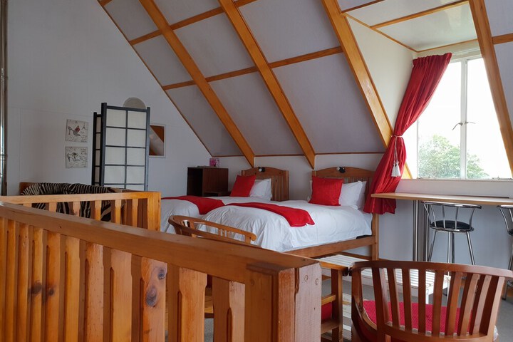 Room 17 of 41