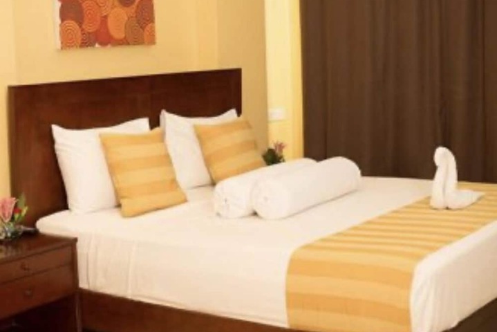 Room 6 of 29