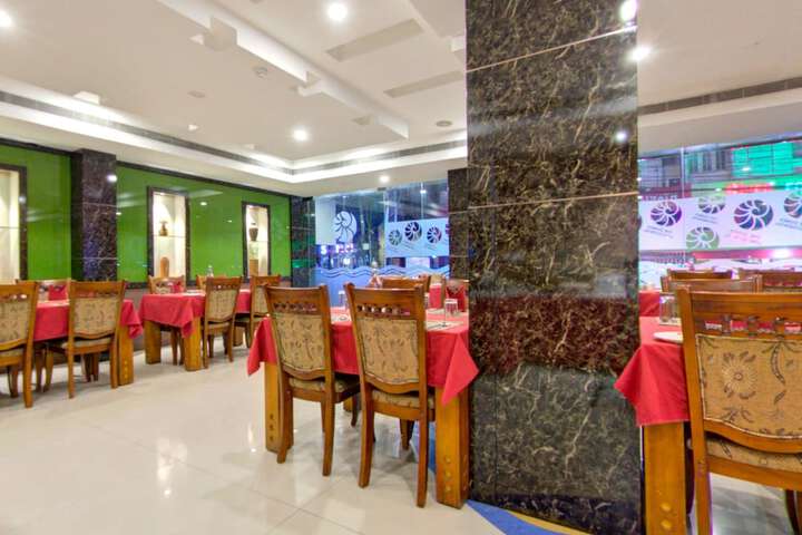 Dining 44 of 61