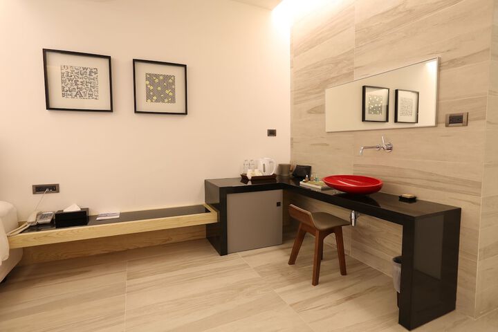Room 17 of 45