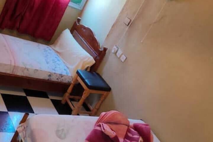 Room 3 of 23