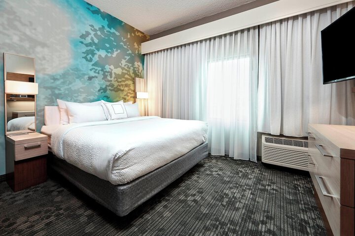 Room 4 of 23