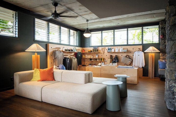 Hotel Interior 7 of 96