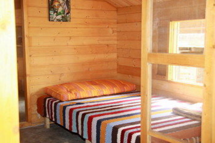 Room 4 of 12