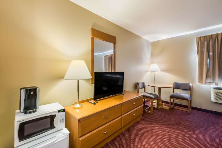 2 Double Beds (2 of 8)