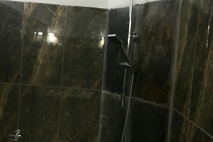 Room 49 of 90