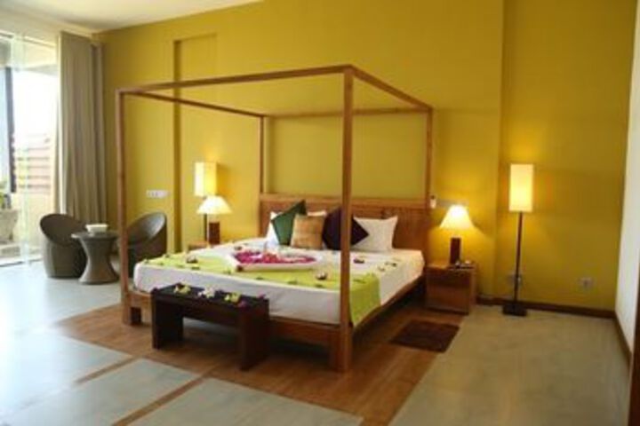 Room 12 of 39