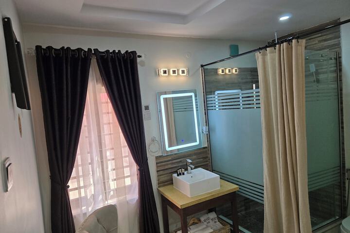 Room 22 of 32