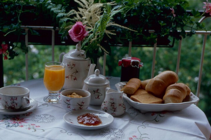 Breakfast/Coffee Service 21 of 39