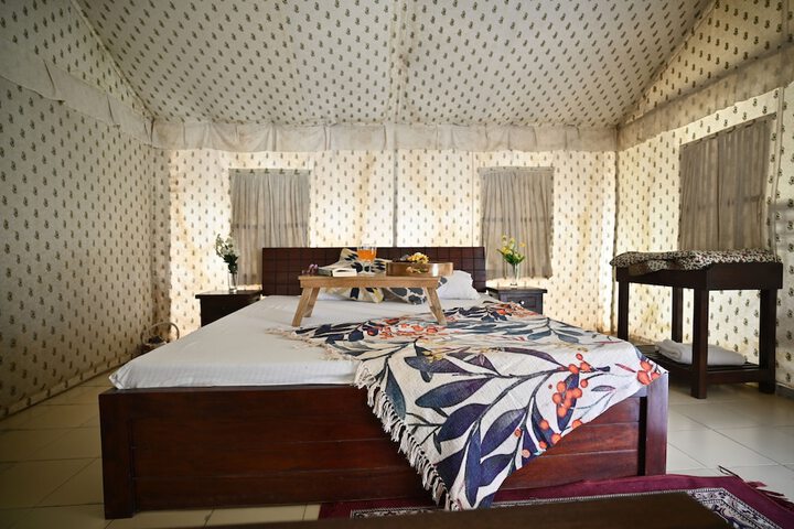 Room 5 of 22