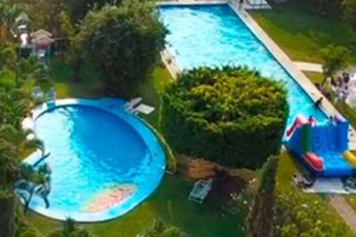 Pool 27 of 70