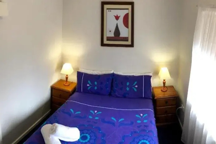 Room 2 of 12