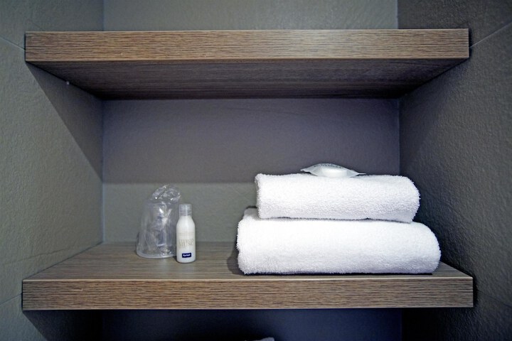 Room 14 of 29