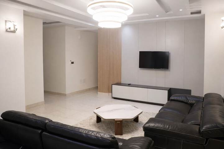 Room 86 of 170