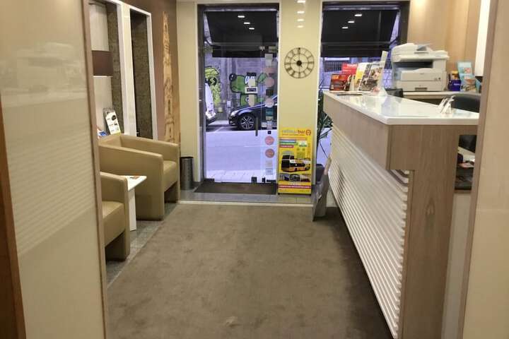 Entrance & Lobby