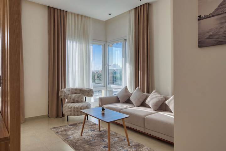 Room 36 of 111