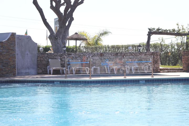 Pool 50 of 95