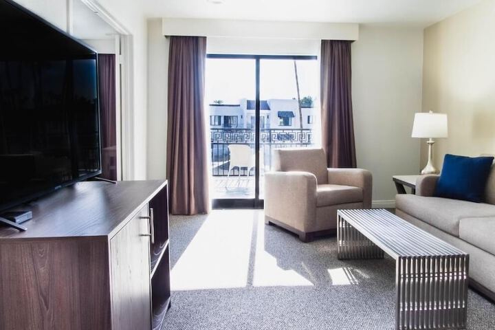 Room 28 of 113