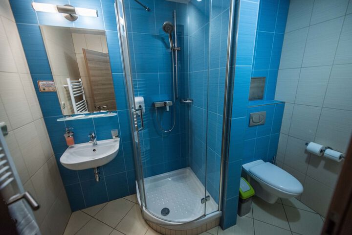 Room 15 of 39