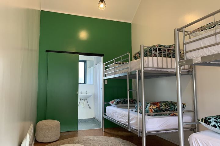 Room 10 of 44