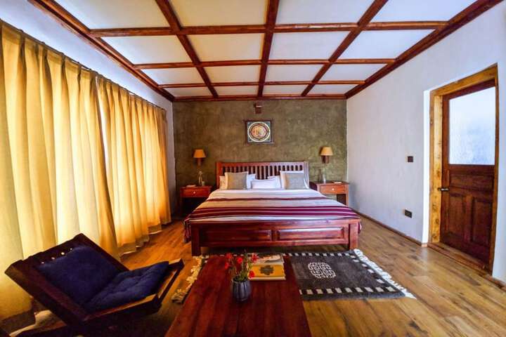 Room 2 of 20