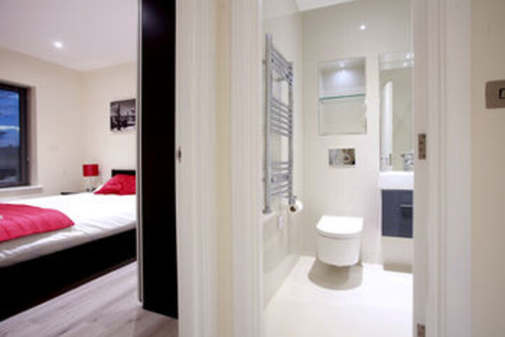 Room 12 of 40