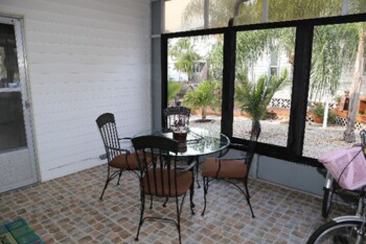 Terrace/Patio 4 of 25
