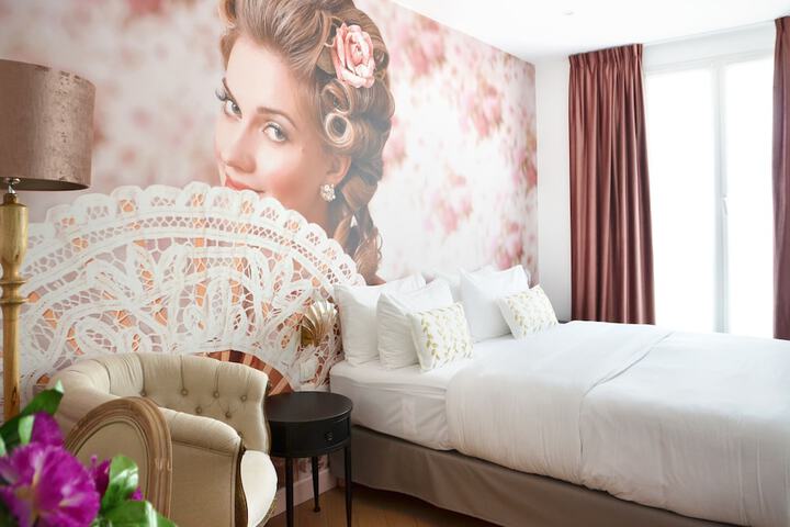Room 10 of 26