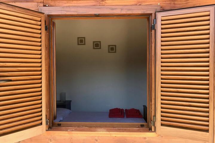 Room 18 of 60