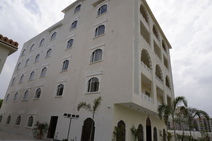 Hotel 42 of 48