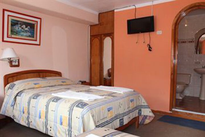 Room 13 of 15