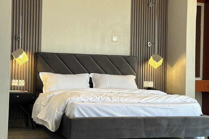 Room 26 of 72
