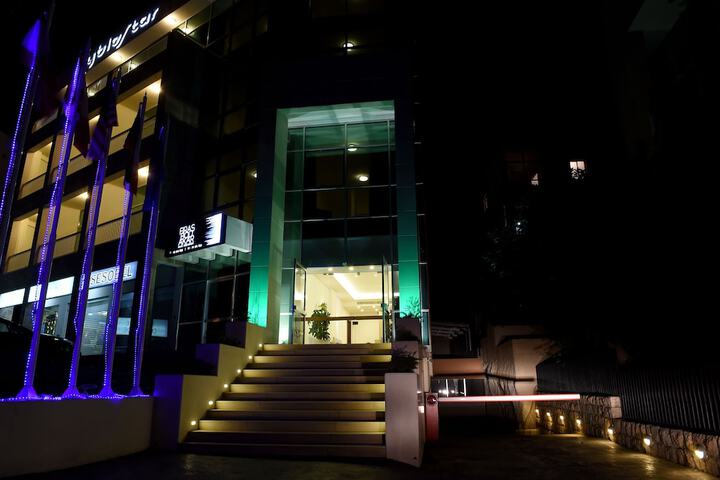 Hotel 58 of 69